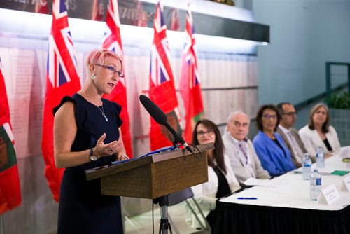 MIKAELA MACKENZIE / WINNIPEG FREE PRESS
Dr. Ginette Poulin, medical director of the Addictions Foundation of Manitoba, announces the release of the Virgo report on mental health and addictions recommendations in the Albrechtsen Research Centre in Winnipeg on Monday, May 14, 2018.
Mikaela MacKenzie / Winnipeg Free Press 2018.