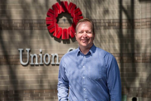 MIKAELA MACKENZIE / WINNIPEG FREE PRESS
Kevin Rebeck, president of the Manitoba Federation of Labour, poses for a portrait at Union Centre in Winnipeg on Monday, May 14, 2018.
Mikaela MacKenzie / Winnipeg Free Press 2018.