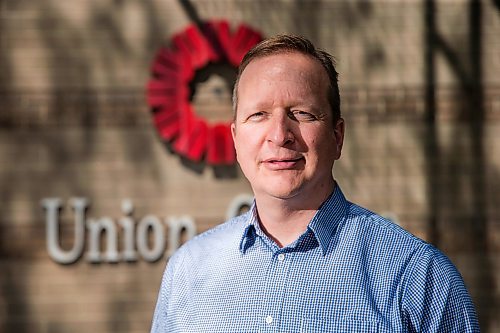 MIKAELA MACKENZIE / WINNIPEG FREE PRESS
Kevin Rebeck, president of the Manitoba Federation of Labour, poses for a portrait at Union Centre in Winnipeg on Monday, May 14, 2018.
Mikaela MacKenzie / Winnipeg Free Press 2018.