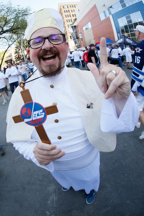 JOHN WOODS/ WINNIPEG FREE PRESS
Jeff LeClerc was out enjoying the White Out Party prior to game two of the NHL Western Conference Final between the Winnipeg Jets and Vegas Golden Knights in Winnipeg on Monday, May 14, 2018.