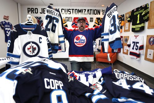 RUTH BONNEVILLE / WINNIPEG FREE PRESS


Photo of local comedian, John B. Duff, at  Keeners Jerseys on Portage Ave. who is overwhelmed with orders for Jets jerseys.  Duff has some fun in shop with jerseys. 

 For Randy Turner's story on how the Jets are putting Winnipeg in the spotlight. 
.

May 15,  2018
