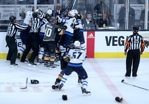 TREVOR HAGAN / WINNIPEG FREE PRESS
Winnipeg Jets' and Vegas Golden Knights' scrum at the end of the third period of game 3 of the Western Conference Finals in Las Vegas, Nevada, Wednesday, May 16, 2018.