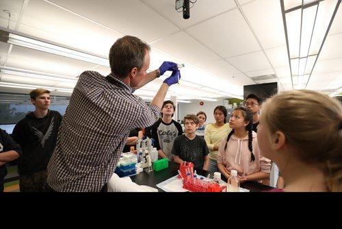 RUTH BONNEVILLE / WINNIPEG FREE PRESS


Feature story on youth BIOlab teacher, Stephen Jones, who received the Prime Minister's Award for Teaching Excellence from Federal MP Dan Vandal on Wednesday at the lab which is located in the basement of the  Albrechtsen Research Centre on Tache Ave. 

Story is on the program itself, which brings kids in almost daily to learn about labs/do experiments.

Grade 8 students from Stonybrook middle school in Steinbach spend the morning with BIOlab teacher, Stephen Jones, and learn about cells and the heart by doing experiments to divide cels and get the opportunity to examine a pigs heart to learn more about how it functions.  

Photo of teacher, Stephen Jones, teaching students how to separate the cells.  

Jane Gerster  | Health Reporter 

May 17,  2018
