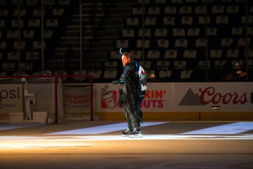 MIKAELA MACKENZIE / WINNIPEG FREE PRESS
Zachary Frongillo, who plays the Jets "villain," during dress rehearsal at the T-Mobile Arena in Las Vegas on Friday, May 18, 2018.
Mikaela MacKenzie / Winnipeg Free Press 2018.