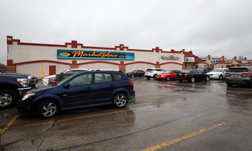 RUTH BONNEVILLE / WINNIPEG FREE PRESS

Biz:  Mug of Marketplace in McIvor Mall at 1795 Henderson Hwy.  


May 18,  2018
