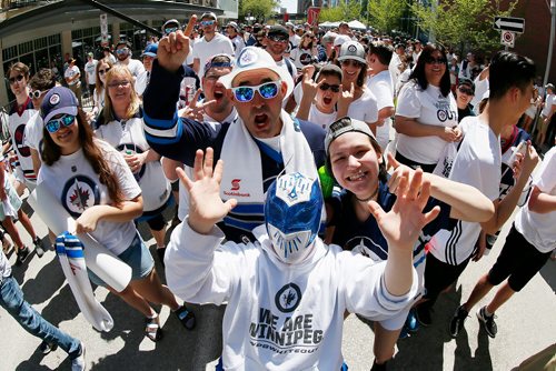 JOHN WOODS/ WINNIPEG FREE PRESS
Fans get warmed up at the White Out Street Party prior to game five action between the Winnipeg Jets and the Vegas Golden Knights in the NHL Western Conference Final in Winnipeg on Sunday, May 20, 2018.