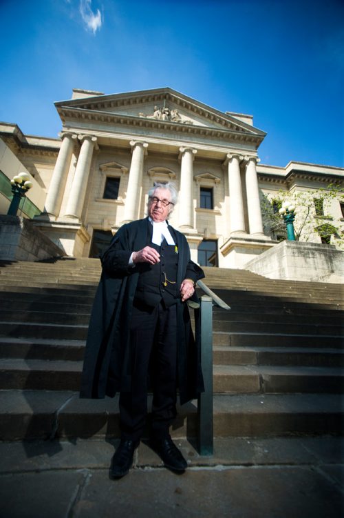 MIKAELA MACKENZIE / WINNIPEG FREE PRESS
Greg Brodsky, who has represented 1,000  people charged with homicides, poses in front of the Law Courts in Winnipeg on Tuesday, May 22, 2018. 
Mikaela MacKenzie / Winnipeg Free Press 2018.