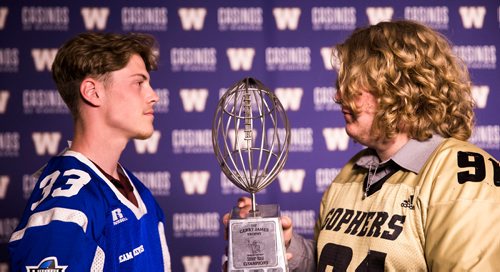 MIKAELA MACKENZIE / WINNIPEG FREE PRESS
Opposing team captains Michael O'Shae (left) and Kieran Cummings pose together at a press conference before the Senior Bowl next Saturday in Winnipeg on Wednesday, May 23, 2018.  
Mikaela MacKenzie / Winnipeg Free Press 2018.