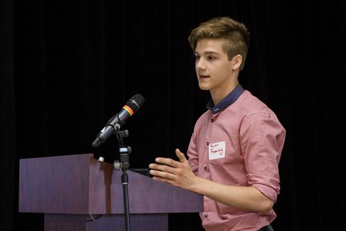 MIKE DEAL / WINNIPEG FREE PRESS
About 100 High School students pitched local business leaders on their ideas to accelerate sustainability and social justice in Winnipeg during the HP Change High School Conference on Wednesday, May 23 at the Manitoba Institute for Trades and Technology.  
Quinn Fleming, a student at Nelson MacIntyre Collegiate pitches an idea called Earn a Bike Program.
180523 - Wednesday, May 23, 2018.