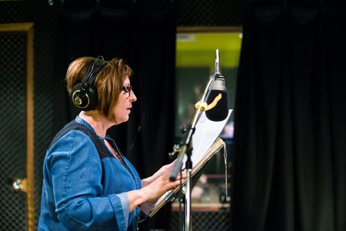 MIKAELA MACKENZIE / WINNIPEG FREE PRESS
Voice actor Monique LaCoste reads lines in the studio at DACAPO Productions in Winnipeg on Thursday, May 24, 2018.  The team produced a soundscape for the Nonsuch exhibition that brings the scene to life.
Mikaela MacKenzie / Winnipeg Free Press 2018.