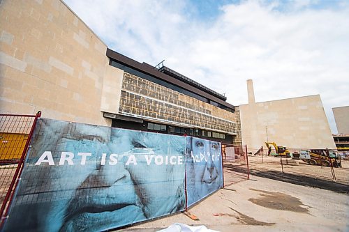 MIKAELA MACKENZIE / WINNIPEG FREE PRESS
Construction takes place at the Winnipeg Art Gallery's new Inuit Art Centre, which officially breaks ground tomorrow, in Winnipeg on Thursday, May 24, 2018.  
Mikaela MacKenzie / Winnipeg Free Press 2018.