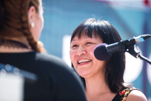 MIKAELA MACKENZIE / WINNIPEG FREE PRESS
Goota Ashoona (right) and Nikki Komaksiutiksak throat sing before the Winnipeg Art Gallery breaks ground for the new Inuit Centre in Winnipeg on Friday, May 25, 2018.  
Mikaela MacKenzie / Winnipeg Free Press 2018.