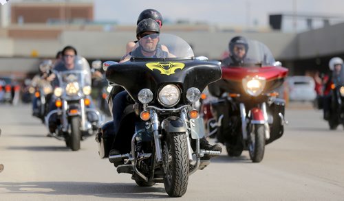 TREVOR HAGAN / WINNIPEG FREE PRESS
Ride for Dad starts at Polo Park, Saturday, May 26, 2018.