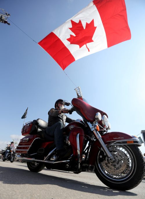 TREVOR HAGAN /  WINNIPEG FREE PRESS
The Ride for Dad, a charity motorcycle ride in support of prostate cancer and research, departs Polo Park, Saturday, May 26, 2018.