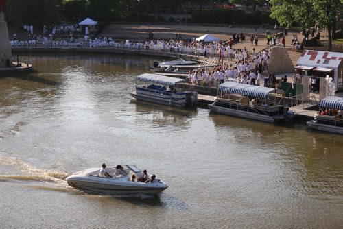 TREVOR HAGAN / WINNIPEG FREE PRESS
Table for 1200 More, at The Forks, on the bank of the Assiniboine River, Saturday, May 26, 2018.