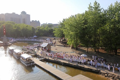 TREVOR HAGAN / WINNIPEG FREE PRESS
Table for 1200 More, at The Forks, on the bank of the Assiniboine River, Saturday, May 26, 2018.