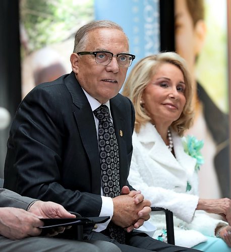 RUTH BONNEVILLE / WINNIPEG FREE PRESS


Photo of  DR. GERALD NIZNICK with his wife MRS. REESA NIZNICK during formal ceremony in the atrium of the Brodie centre where it was announced that  Dr. Niznick donated  $7.5 million of funding for the U of M College of Dentistry Tuesday. 

See Ashley Prest story.

May 29,  2018
