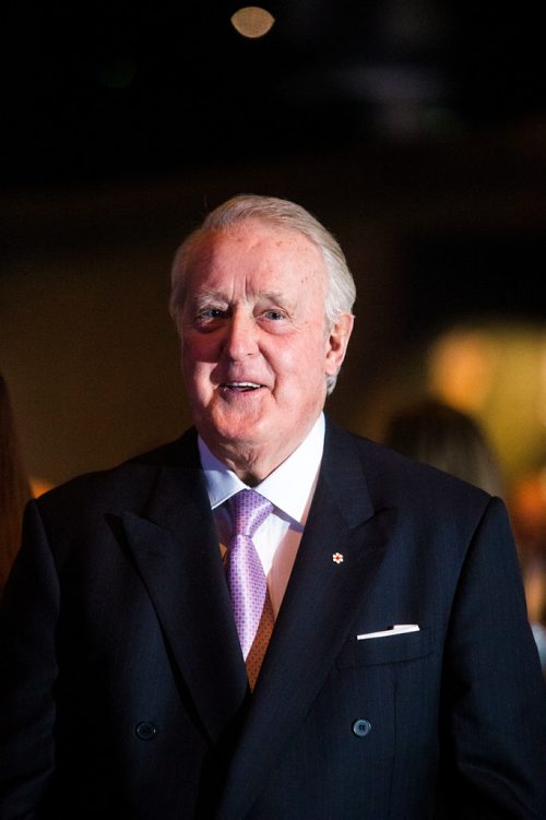 MIKAELA MACKENZIE / WINNIPEG FREE PRESS
Former Prime Minister Brian Mulroney mingles before a gala celebrating the opening of the Mandela exhibition at the Canadian Museum for Human Rights in Winnipeg on Monday, June 4, 2018. 
Mikaela MacKenzie / Winnipeg Free Press 2018.