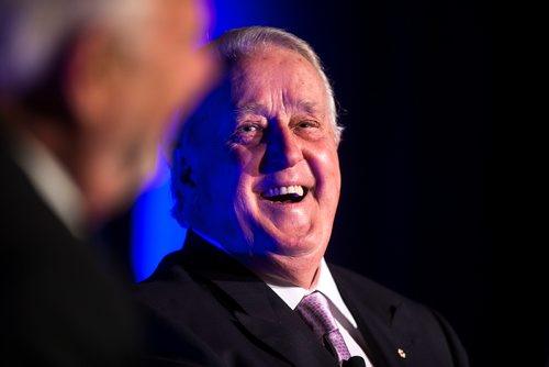 MIKAELA MACKENZIE / WINNIPEG FREE PRESS
Former Prime Minister Brian Mulroney speaks with Peter Mansbridge at a gala celebrating the opening of the Mandela exhibition at the Canadian Museum for Human Rights in Winnipeg on Monday, June 4, 2018. 
Mikaela MacKenzie / Winnipeg Free Press 2018.