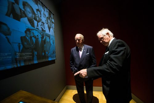 MIKAELA MACKENZIE / WINNIPEG FREE PRESS
Stuart Murray (right) shows Former Prime Minister Brian Mulroney the Mandela exhibit (where parts of his speech are used) after attending a gala celebrating the opening of the exhibition at the Canadian Museum for Human Rights in Winnipeg on Monday, June 4, 2018. 
Mikaela MacKenzie / Winnipeg Free Press 2018.