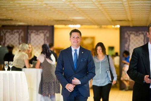 MIKAELA MACKENZIE / WINNIPEG FREE PRESS
Mayor Brian Bowman walks out of the Mayor's Luncheon for the Arts in Winnipeg on Wednesday, June 6, 2018.
Mikaela MacKenzie / Winnipeg Free Press 2018.