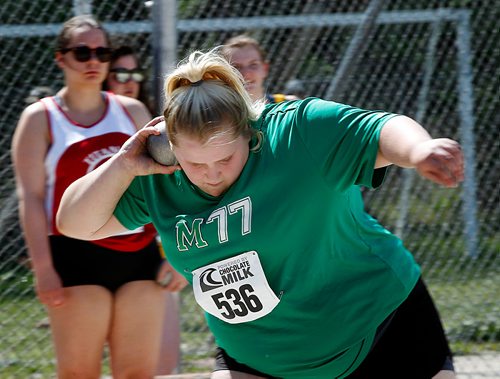 PHIL HOSSACK / WINNIPEG FREE PRESS - MiamiMb Collegiate's Paige McDonald competes Thursday at the Provincial track and field. See Jason Bell's story. - June 7, 2018