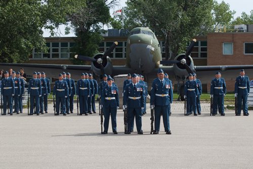 MIKE DEAL / WINNIPEG FREE PRESS
The contingent of the RCAF assemble prior to one of their final practices at 17 Wing Winnipeg before heading to London to perform Public Duties for Her Majesty Queen Elizabeth II from June 25th to July 15th.
180608 - Friday, June 08, 2018.