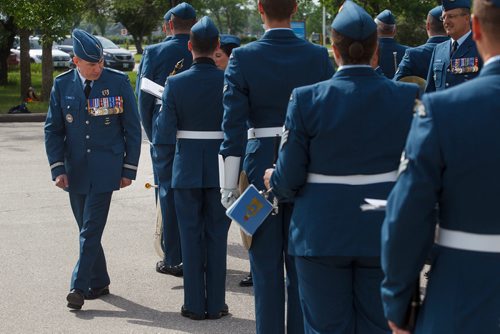 MIKE DEAL / WINNIPEG FREE PRESS
Brigadier-General Sean Boyle, Deputy Commander 1 Canadian Air Division reviews the contingent of the RCAF during one of their final practices at 17 Wing Winnipeg before heading to London to perform Public Duties for Her Majesty Queen Elizabeth II from June 25th to July 15th.
180608 - Friday, June 08, 2018.