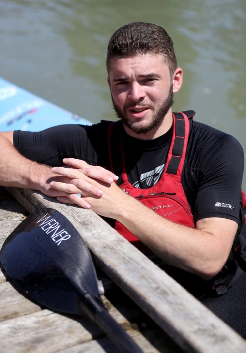 TREVOR HAGAN / WINNIPEG FREE PRESS
Alex Martin, 18, here at FortWhyte during the MEC Paddlefest, will be attempting a solo kayak trip around Lake Winnipeg later this summer, Sunday, June 10, 2018.