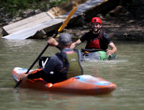 TREVOR HAGAN / WINNIPEG FREE PRESS
Alex Martin, 18, here at FortWhyte during the MEC Paddlefest, will be attempting a solo kayak trip around Lake Winnipeg later this summer, Sunday, June 10, 2018.