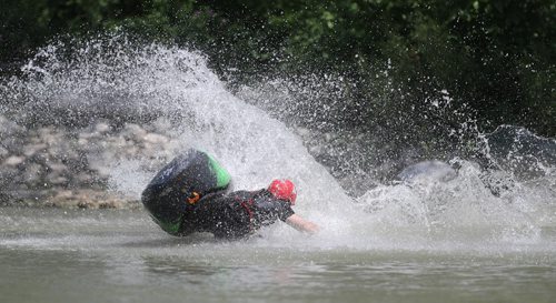 TREVOR HAGAN / WINNIPEG FREE PRESS
Alex Martin, 18, here at FortWhyte during the MEC Paddlefest, will be attempting a solo kayak trip around Lake Winnipeg later this summer, Sunday, June 10, 2018.