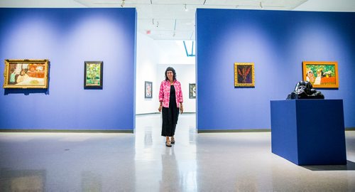 MIKAELA MACKENZIE / WINNIPEG FREE PRESS
University of Winnipeg professor Serena Keshavjee poses at the WAG in the Summer with the Impressionists exhibition in Winnipeg on Monday, June 11, 2018. Keshavjee will be hosting tours of the exhibit once it opens.
Mikaela MacKenzie / Winnipeg Free Press 2018.