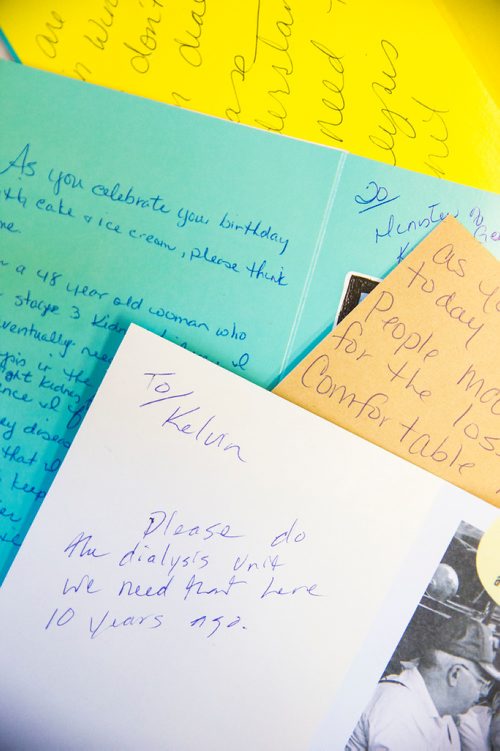 MIKAELA MACKENZIE / WINNIPEG FREE PRESS
Hundreds of birthday cards for the health minister from people from Cross Lake who are yearning for provincial funds to help build a health complex at the Manitoba Legislative Building in Winnipeg on Wednesday, June 13, 2018. 
Mikaela MacKenzie / Winnipeg Free Press 2018.