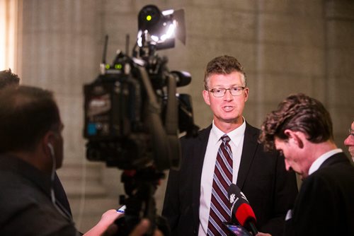 MIKAELA MACKENZIE / WINNIPEG FREE PRESS
Minister Andrew Swan scrums after question period at the Manitoba Legislative Building in Winnipeg on Wednesday, June 13, 2018. 
Mikaela MacKenzie / Winnipeg Free Press 2018.