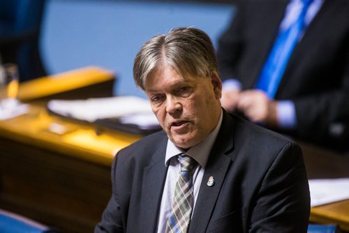 MIKAELA MACKENZIE / WINNIPEG FREE PRESS
MLA Ian Wishart speaks during question period in the Manitoba Legislative Chamber in Winnipeg on Wednesday, June 13, 2018. 
Mikaela MacKenzie / Winnipeg Free Press 2018.