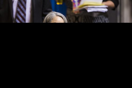 MIKAELA MACKENZIE / WINNIPEG FREE PRESS
MLA Nahanni Fontaine walks into question period in the Manitoba Legislative Chamber in Winnipeg on Wednesday, June 13, 2018. 
Mikaela MacKenzie / Winnipeg Free Press 2018.