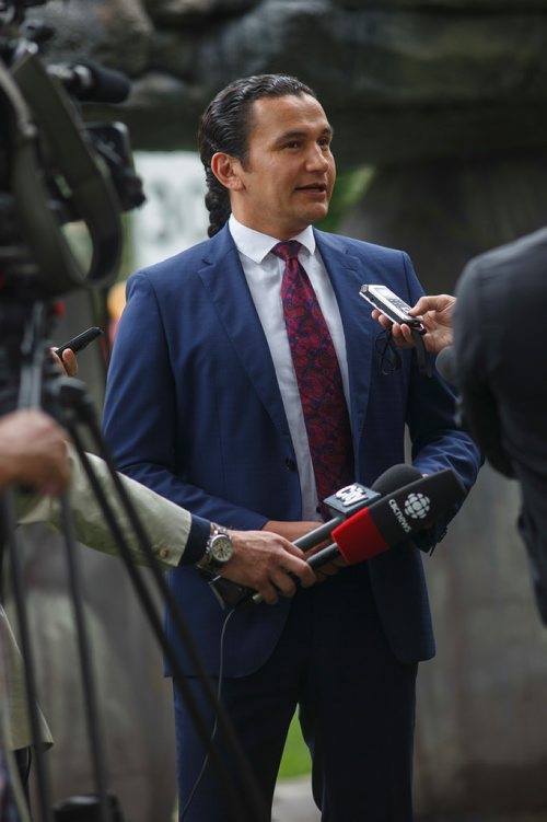 MIKE DEAL / WINNIPEG FREE PRESS
NDP Leader Wab Kinew provides an update on an application to the Canadian Transportation Agency regarding the Churchill railway line.
180615 - Friday, June 15, 2018.