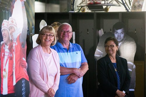 MIKAELA MACKENZIE / WINNIPEG FREE PRESS
Manitoba Sports Hall of Fame 2018 inductees Donna Keating (left), Joe Daley, and Nieva Embuldeniya watch the proceedings at a media conference in Winnipeg on Monday, June 18, 2018. 
Mikaela MacKenzie / Winnipeg Free Press 2018.