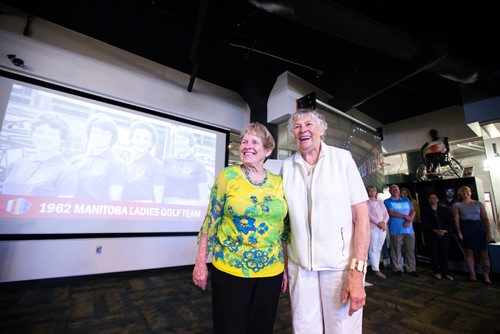 MIKAELA MACKENZIE / WINNIPEG FREE PRESS
Manitoba Sports Hall of Fame 2018 inductees Marg Homeniuk (left) and Merlene Nettefield, representing the 1962 Manitoba Ladies Golf Team, smile for the cameras at a media event in Winnipeg on Monday, June 18, 2018. 
Mikaela MacKenzie / Winnipeg Free Press 2018.