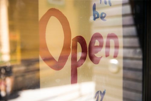 MIKAELA MACKENZIE / WINNIPEG FREE PRESS
Tall Grass Bakery prepares for the re-opening on Tuesday in Winnipeg on Monday, June 18, 2018. 
Mikaela MacKenzie / Winnipeg Free Press 2018.