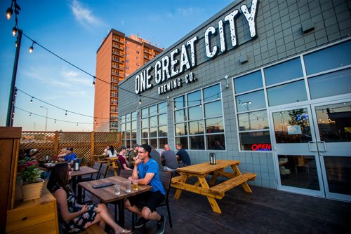 MIKAELA MACKENZIE / WINNIPEG FREE PRESS
One Great Citys new patio in Winnipeg on Monday, June 18, 2018. 
Mikaela MacKenzie / Winnipeg Free Press 2018.