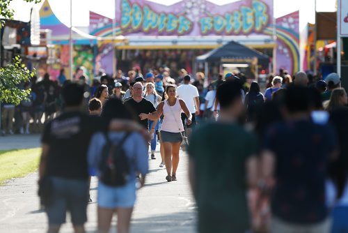 JOHN WOODS / WINNIPEG FREE PRESS
The crowds are heating up at The Ex in Winnipeg Tuesday, June 19, 2018. The Ex is expecting great weather this year and even better attendance.