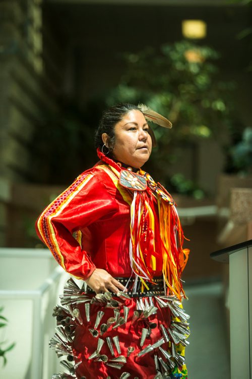 MIKAELA MACKENZIE / WINNIPEG FREE PRESS
Michele Landon jingle dances at Indigenous Peoples Day festivities at the University of Manitoba Bannatyne campus in Winnipeg on Thursday, June 21, 2018. 
Mikaela MacKenzie / Winnipeg Free Press 2018.