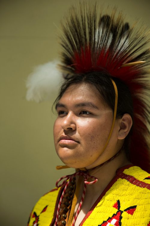 MIKAELA MACKENZIE / WINNIPEG FREE PRESS
Traditional dancer Evan Bird poses for a portrait after Indigenous Peoples Day festivities at the University of Manitoba Bannatyne campus in Winnipeg on Thursday, June 21, 2018. 
Mikaela MacKenzie / Winnipeg Free Press 2018.