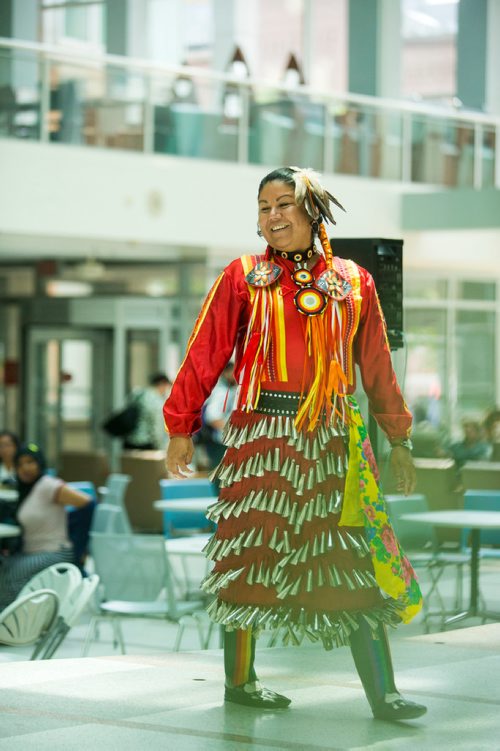 MIKAELA MACKENZIE / WINNIPEG FREE PRESS
Michele Landon jingle dances at Indigenous Peoples Day festivities at the University of Manitoba Bannatyne campus in Winnipeg on Thursday, June 21, 2018. 
Mikaela MacKenzie / Winnipeg Free Press 2018.