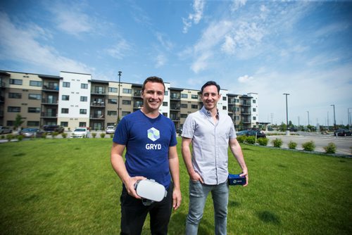 MIKAELA MACKENZIE / WINNIPEG FREE PRESS
Jordan Billinkoff, founder of Gryd XR (right), and Josh Glow, marketing manager, pose for a portrait at Altern apartments in Winnipeg on Friday, June 22, 2018. Gryd XR does virtual reality/augmented reality tours of rental apartments as well as on-line apartments-for-rent search operation.
Mikaela MacKenzie / Winnipeg Free Press 2018.