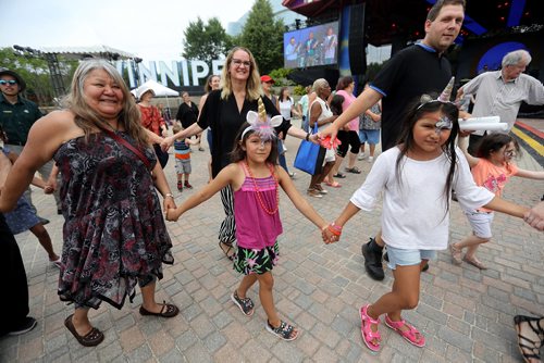 TREVOR HAGAN / WINNIPEG FREE PRESS
A Circle Dance, during Indigenous Day Live at The Forks, Saturday, June 23, 2018.