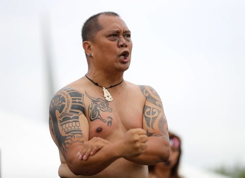 TREVOR HAGAN / WINNIPEG FREE PRESS
Don Semana, of Whakatopu Kotahi, traditional Maori performer from Toronto, demonstrating the Haka, during Indigenous Day Live at The Forks, Saturday, June 23, 2018.
