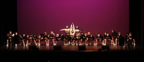 TREVOR HAGAN / WINNIPEG FREE PRESS
Legacy performs at Peg City Moves 2018, a hip hop competition at Pantages. Saturday, June 23, 2018.