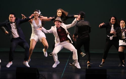 TREVOR HAGAN / WINNIPEG FREE PRESS
Sikat performs at Peg City Moves 2018, aa hip hop competition at Pantages. Saturday, June 23, 2018.